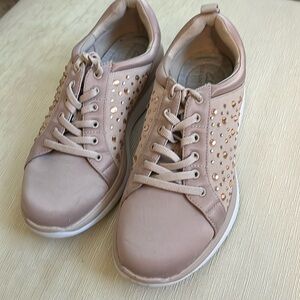 Clarks Rhinestone Taupe Sz 7.5